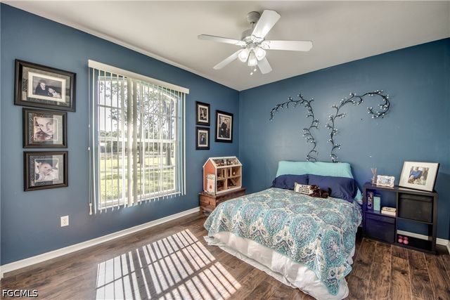 17090 Silver Panther LN, Fort Myers, FL 33913