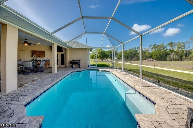 17090 Silver Panther LN, Fort Myers, FL 33913