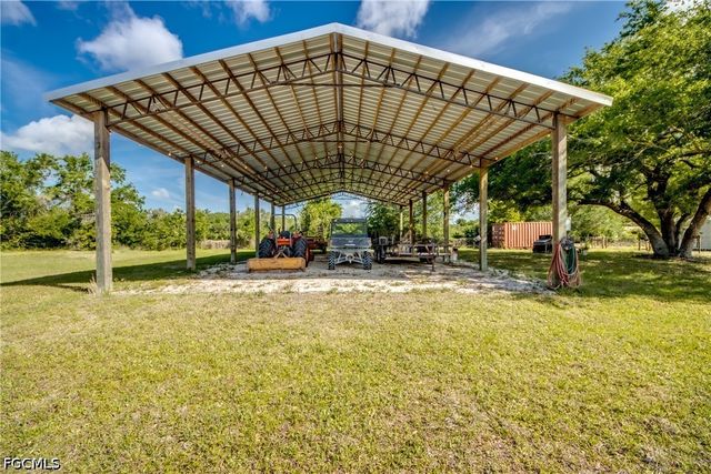 17090 Silver Panther LN, Fort Myers, FL 33913