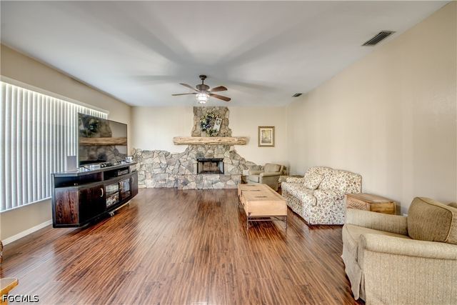 17090 Silver Panther LN, Fort Myers, FL 33913