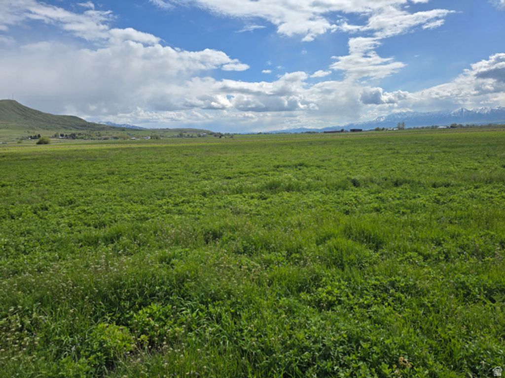 Image 12 of property listing at 800 E 9000 N, Richmond, UT 84333