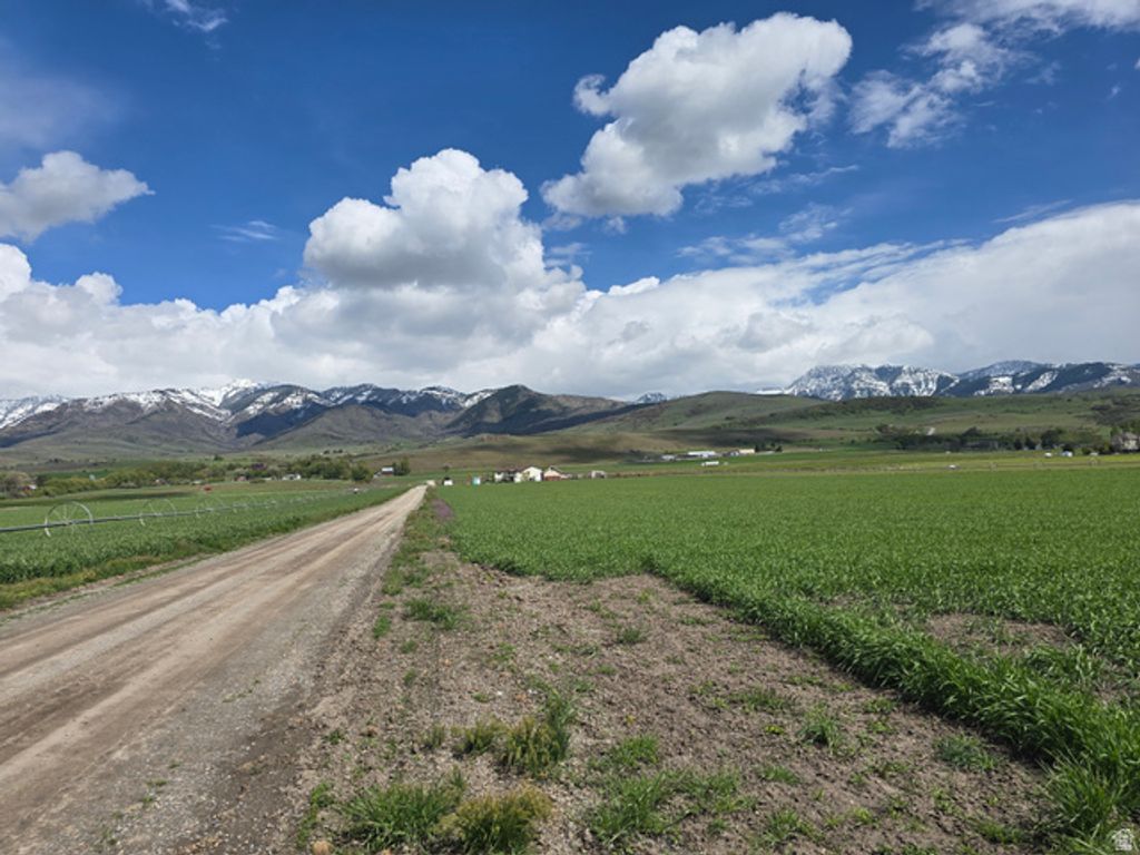 Image 9 of property listing at 800 E 9000 N, Richmond, UT 84333