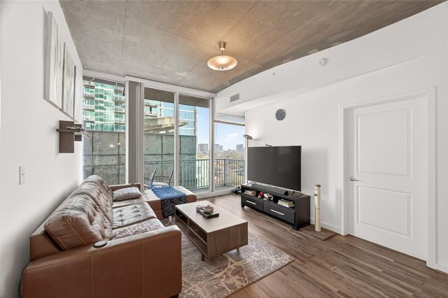 5925 Almeda Road 10814, Houston, TX 77004