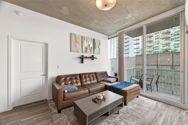 5925 Almeda Road 10814, Houston, TX 77004