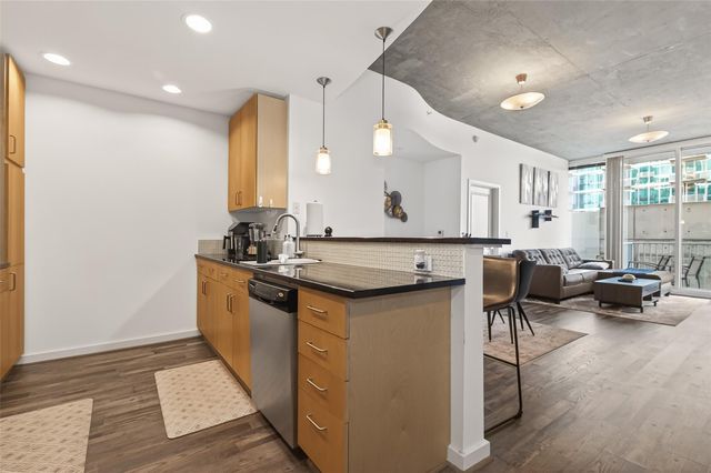 5925 Almeda Road 10814, Houston, TX 77004