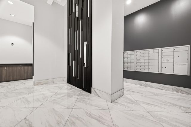 5925 Almeda Road 10814, Houston, TX 77004