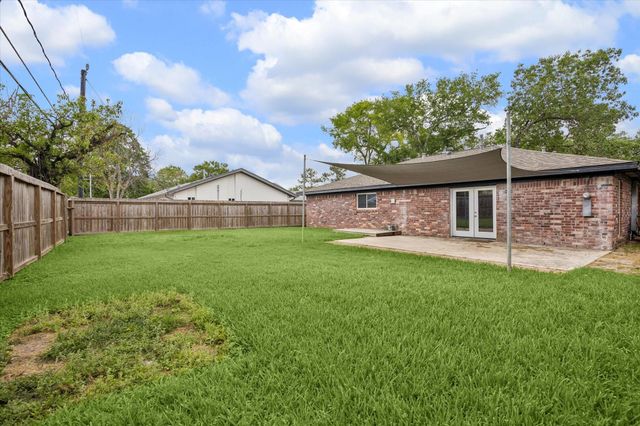 6026 Golden Forest Drive, Houston, TX 77092