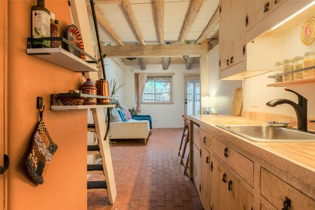 610 Jiron Street, Santa Fe, NM 87505