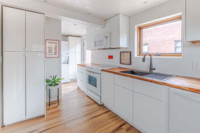610 Jiron Street, Santa Fe, NM 87505