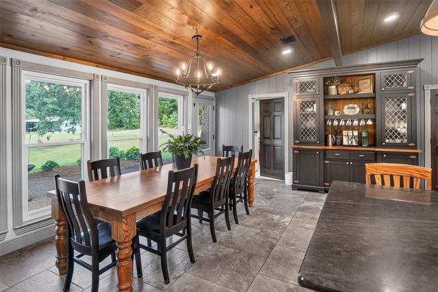 7837 Farm Road 2648, Paris, TX 75462