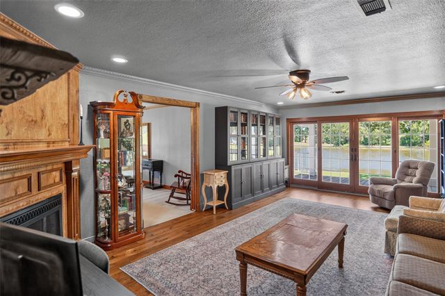 7837 Farm Road 2648, Paris, TX 75462