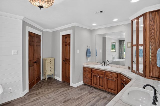 7837 Farm Road 2648, Paris, TX 75462