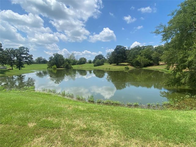 7837 Farm Road 2648, Paris, TX 75462