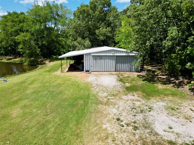 7837 Farm Road 2648, Paris, TX 75462