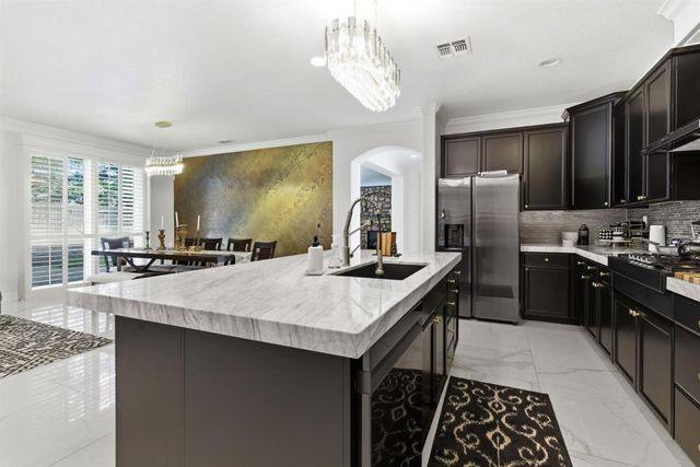 243 John Kamps Way, Ripon, CA 95366