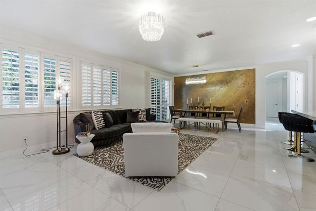 243 John Kamps Way, Ripon, CA 95366