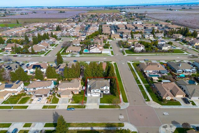 243 John Kamps Way, Ripon, CA 95366