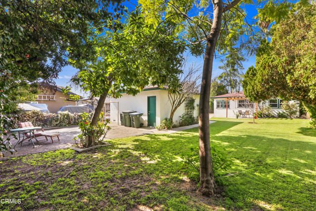 2062 N Garfield Avenue, Pasadena, CA 91104