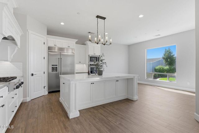 13529 Stonethwaite Lane, Bakersfield, CA 93311