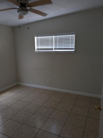 3357 Frick Road 12, Houston, TX 77086