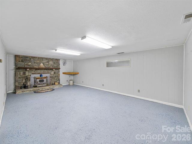 1065 Upper Pig Pen Road, Green Mountain, NC 28740