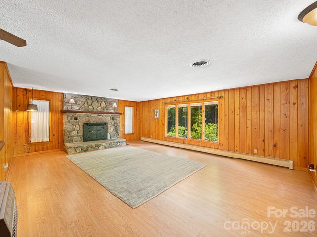 1065 Upper Pig Pen Road, Green Mountain, NC 28740