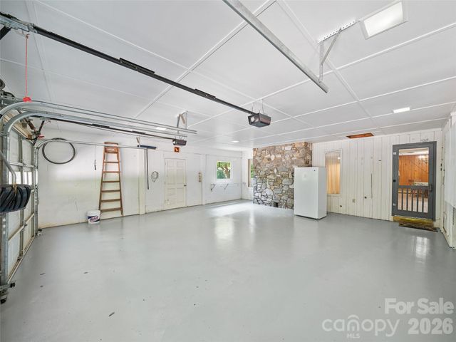 1065 Upper Pig Pen Road, Green Mountain, NC 28740