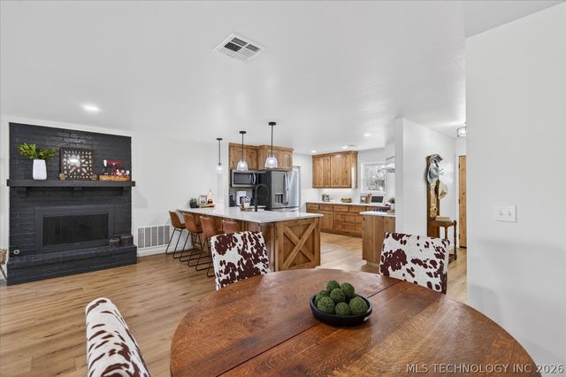 116 Carlyle Road, Bartlesville, OK 74003