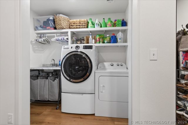 116 Carlyle Road, Bartlesville, OK 74003