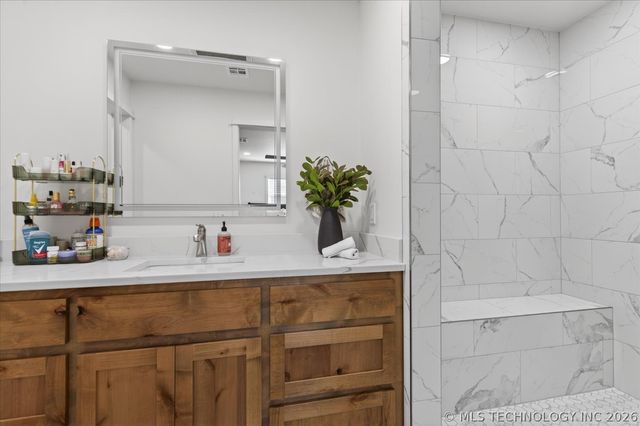 116 Carlyle Road, Bartlesville, OK 74003