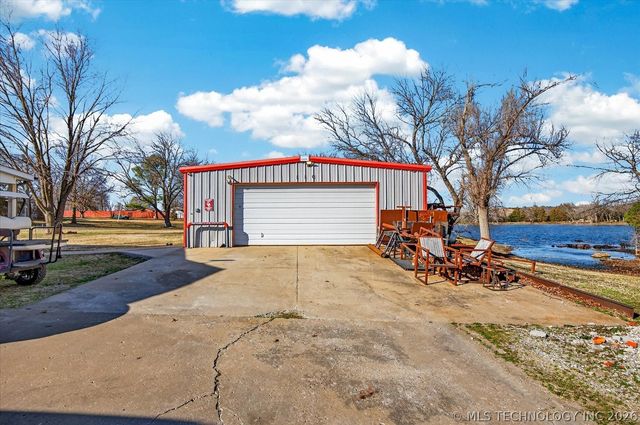 116 Carlyle Road, Bartlesville, OK 74003