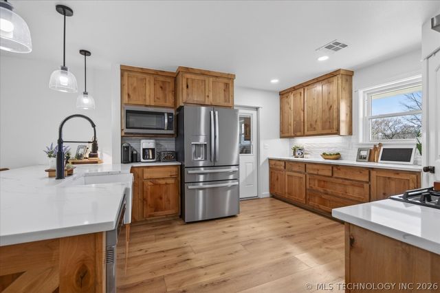 116 Carlyle Road, Bartlesville, OK 74003