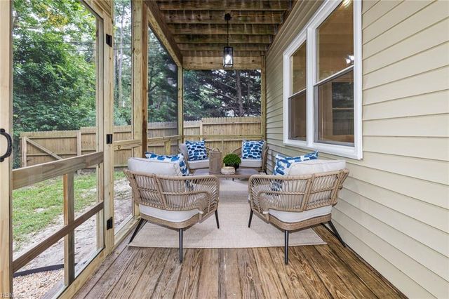 608 Thalia RD, Virginia Beach, VA 23452