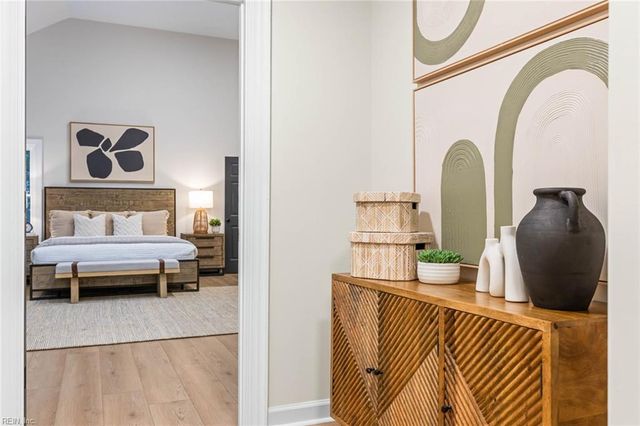 608 Thalia RD, Virginia Beach, VA 23452