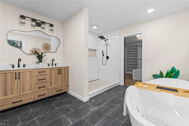 608 Thalia RD, Virginia Beach, VA 23452