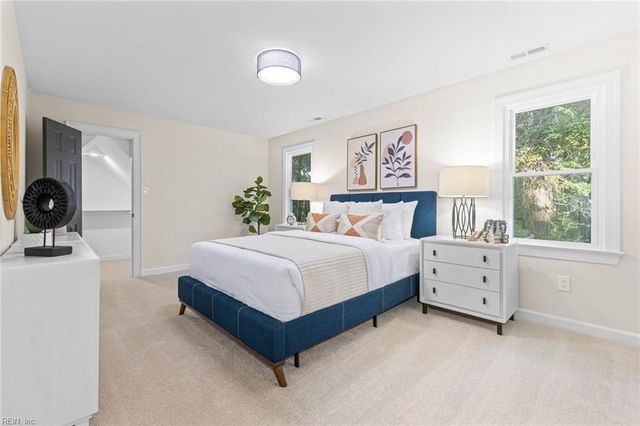 608 Thalia RD, Virginia Beach, VA 23452