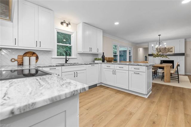 608 Thalia RD, Virginia Beach, VA 23452