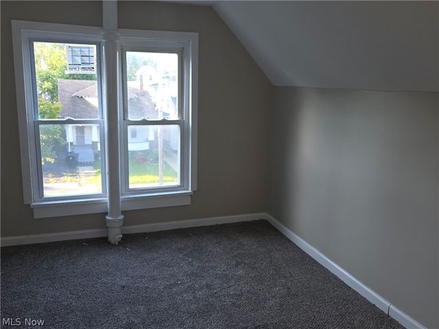 12423 Phillips Avenue, Cleveland, OH 44108