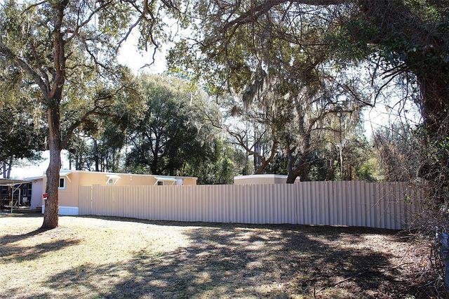 18664 SE 21ST PLACE, Silver Springs, FL 34488