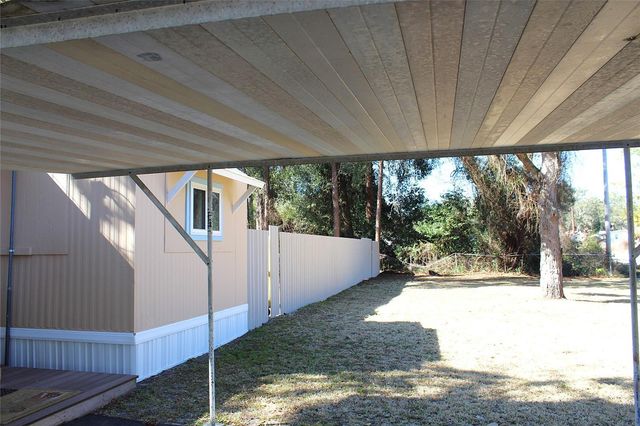 18664 SE 21ST PLACE, Silver Springs, FL 34488