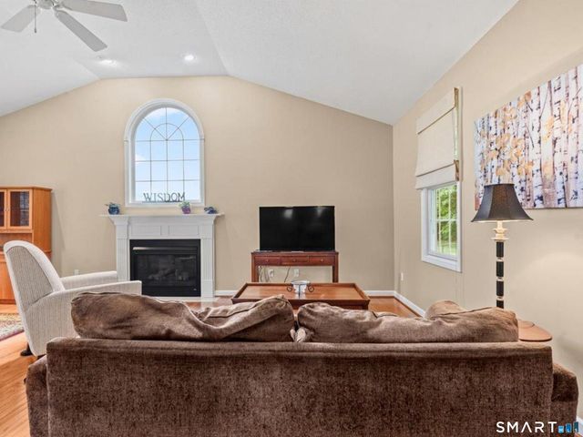 314 Briarwood Drive, Manchester, CT 06040