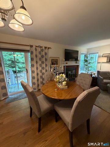 1 Sylvan Lane C, Westport, CT 06880