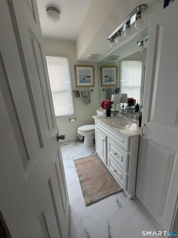 1 Sylvan Lane C, Westport, CT 06880