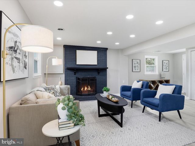 26 SOMERSET ST, La Plata, MD 20646