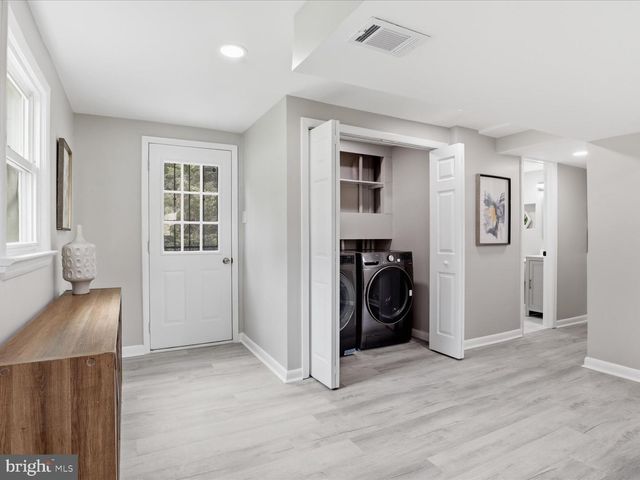 26 SOMERSET ST, La Plata, MD 20646
