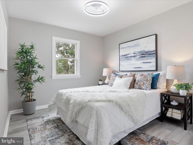 26 SOMERSET ST, La Plata, MD 20646
