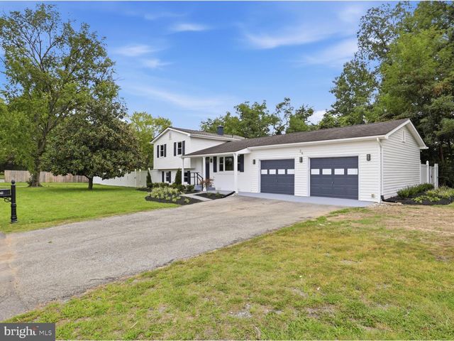 26 SOMERSET ST, La Plata, MD 20646