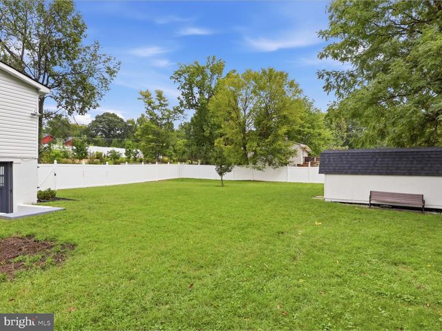 26 SOMERSET ST, La Plata, MD 20646