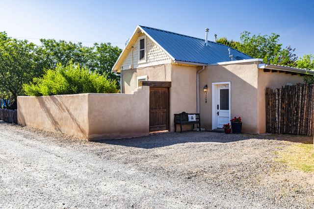 5110 Guadalupe Trail NW, Albuquerque, NM 87107