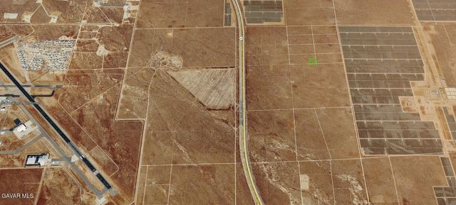 1700 E Douglas Ave, Mojave, CA 93501